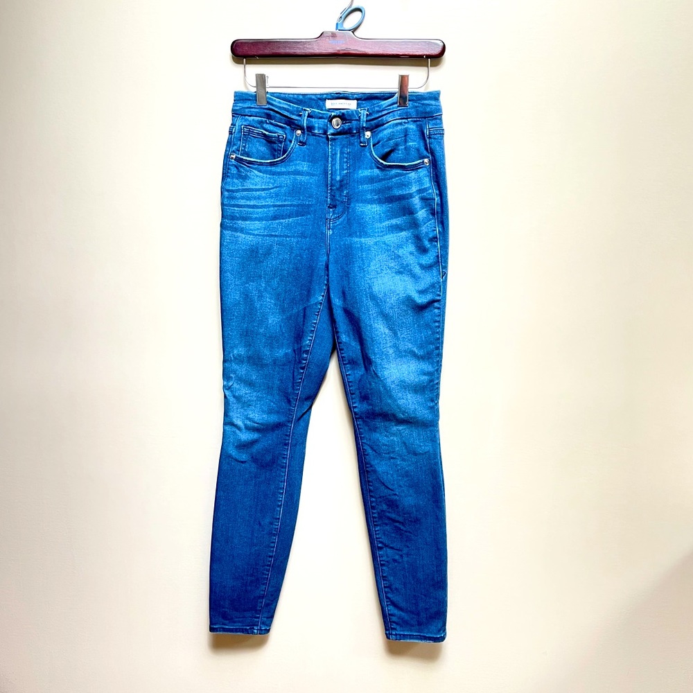 Sold - Good American Good Legs Skinny Jeans GL108T